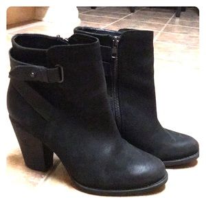 Leather Aldo ankle boots
